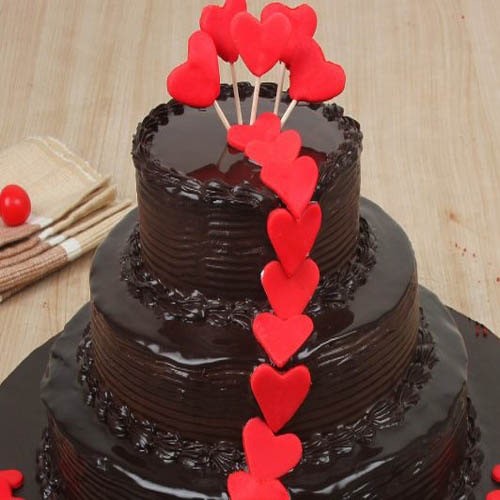 Super Mushy 3-tier Chocolate Cake, Wedding cakes Delivery in Ahmedabad –  SendGifts Ahmedabad